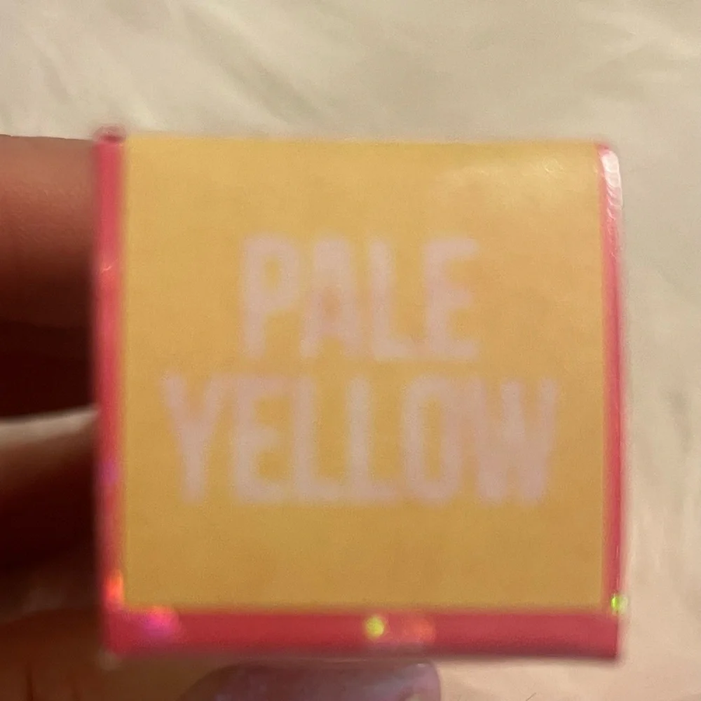 Jeffree Star Pale Yellow Concealer NIB